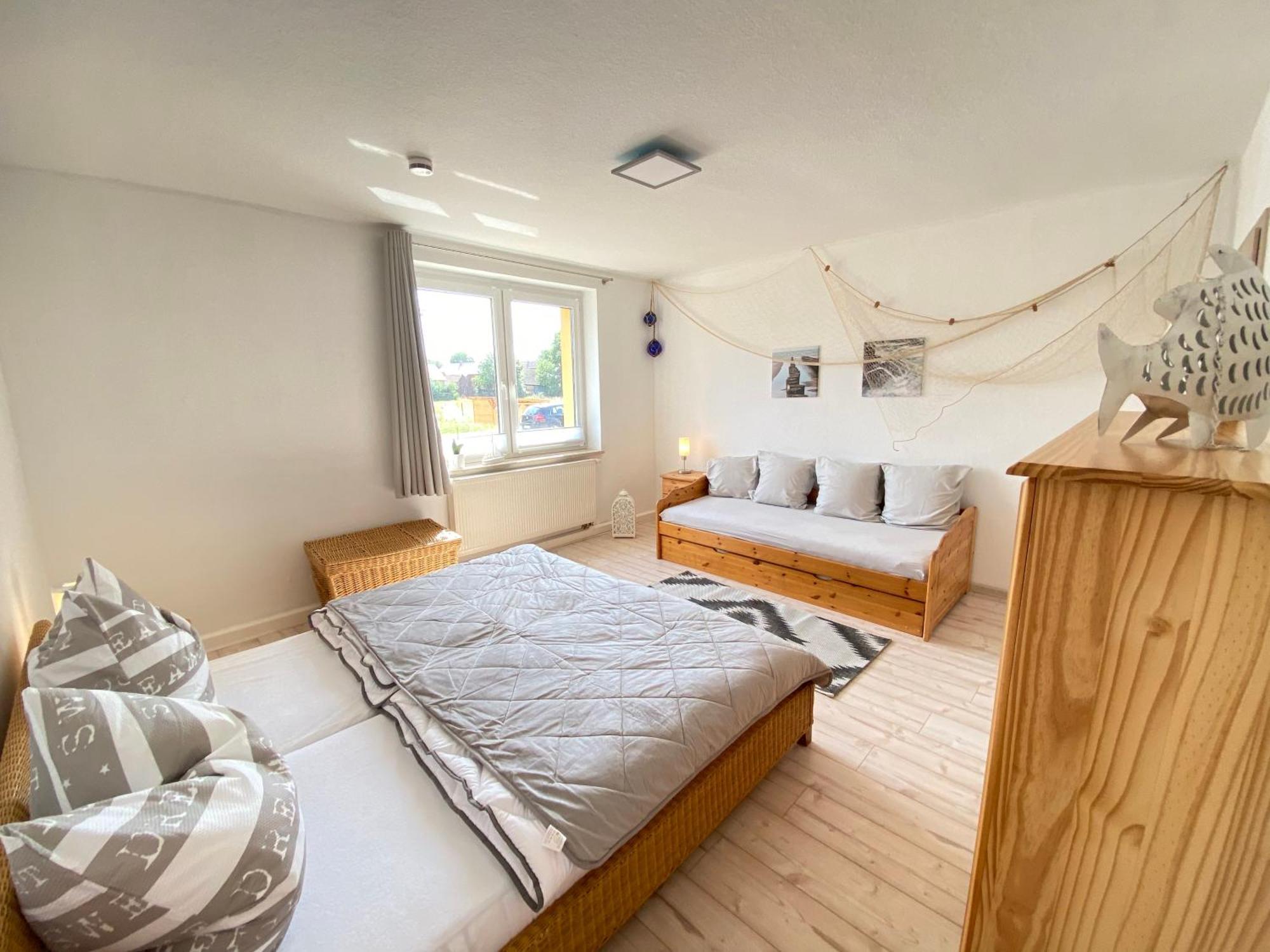 Gelbes Haus Seenland Ferienwohnungen Xl Elsterheide Номер фото